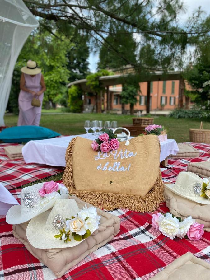 Tenuta Pizzone Wine Resort Rivanazzano Terme Ngoại thất bức ảnh