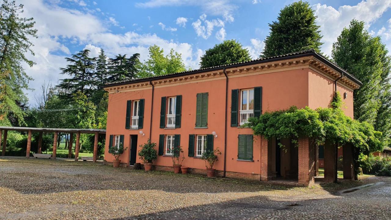 Tenuta Pizzone Wine Resort Rivanazzano Terme Ngoại thất bức ảnh